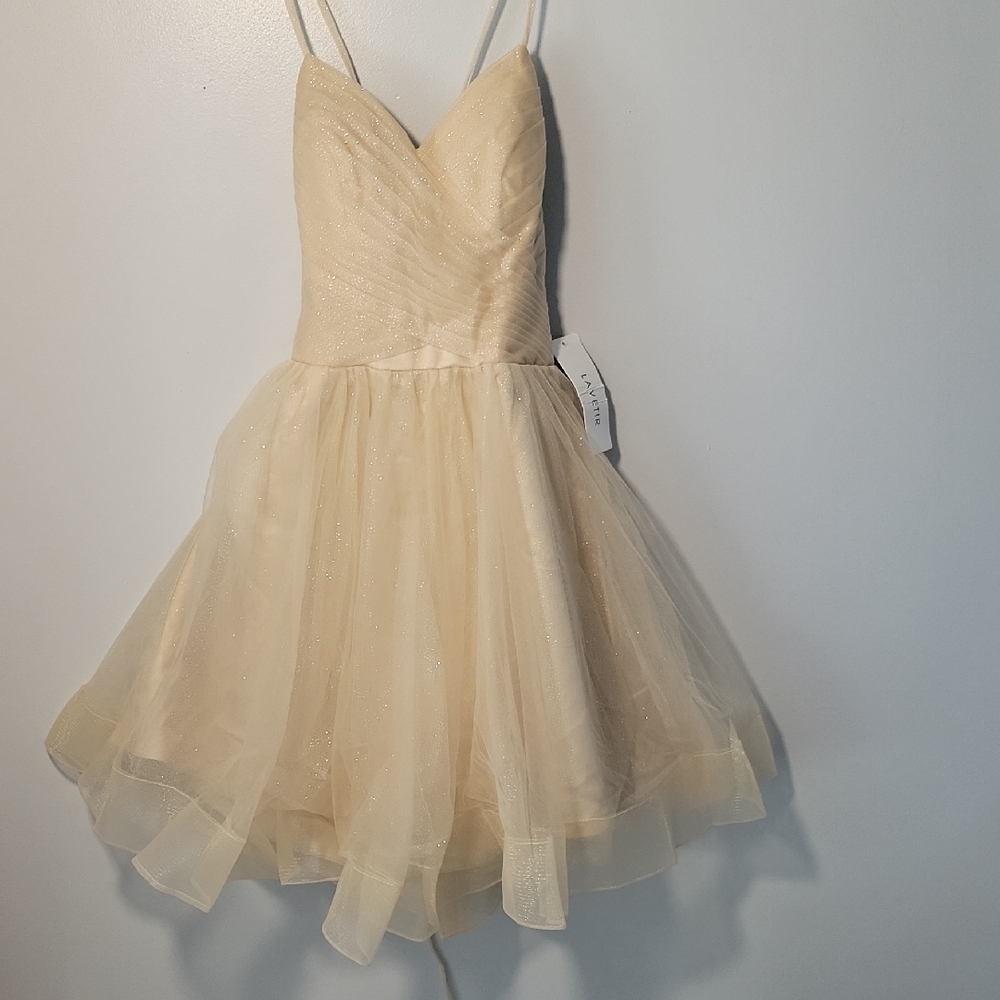 Cream Spaghetti Strap Sweetheart Prom Dress